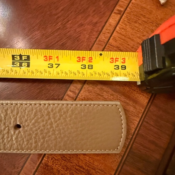 Tory Burch Tan and Tribe Violet Belt Elegant Accessory Reversible Belt - Picture 5 of 5